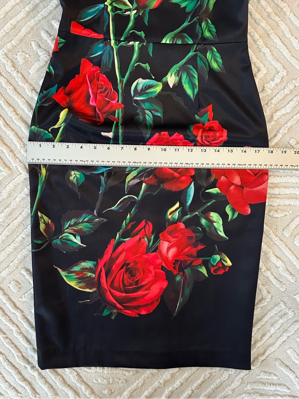 Black Sheath Dress Red Rose
Print Elegant Floral Midi - Designer Inspired - Picture 15 of 16